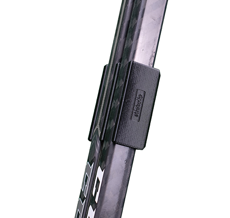 StickClip Black - Senior size hockey stick carrier