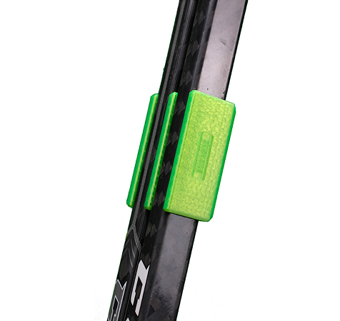 StickClip Green - Senior size hockey stick carrier